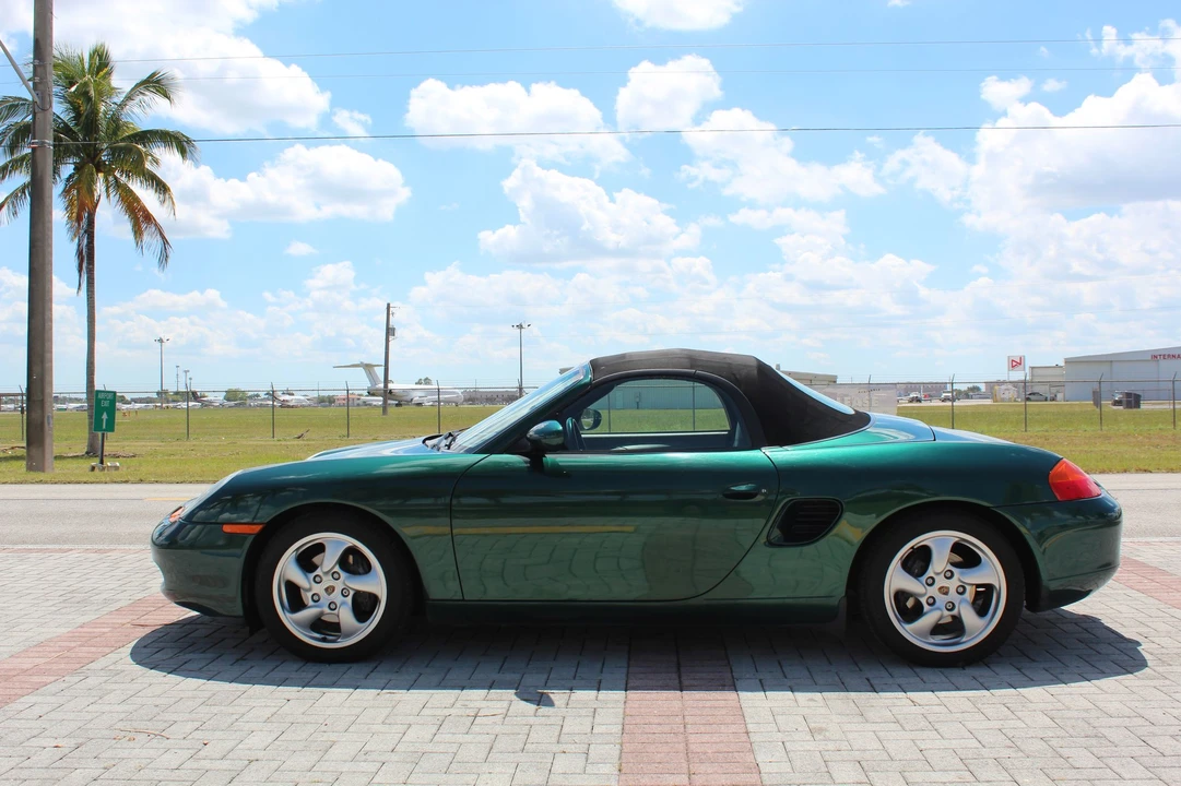 2001 Porsche 986 Boxster - Image 15 of 31