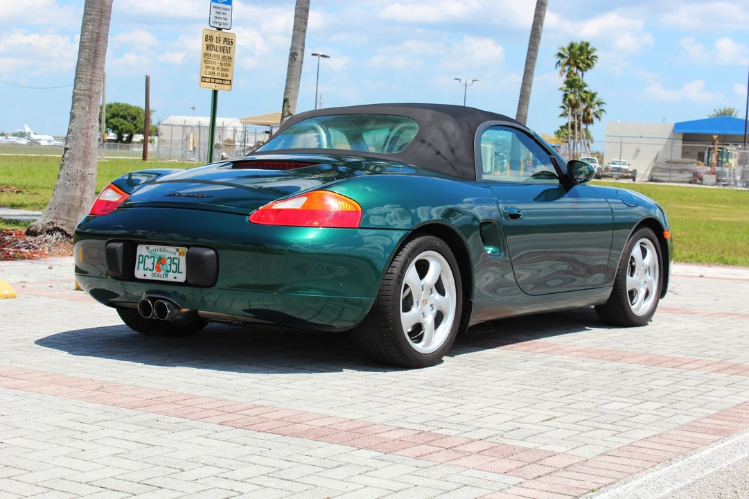 2001 Porsche 986 Boxster - Image 12 of 31