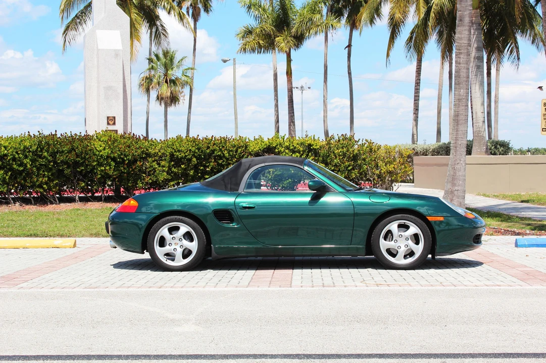 2001 Porsche 986 Boxster - Image 11 of 31