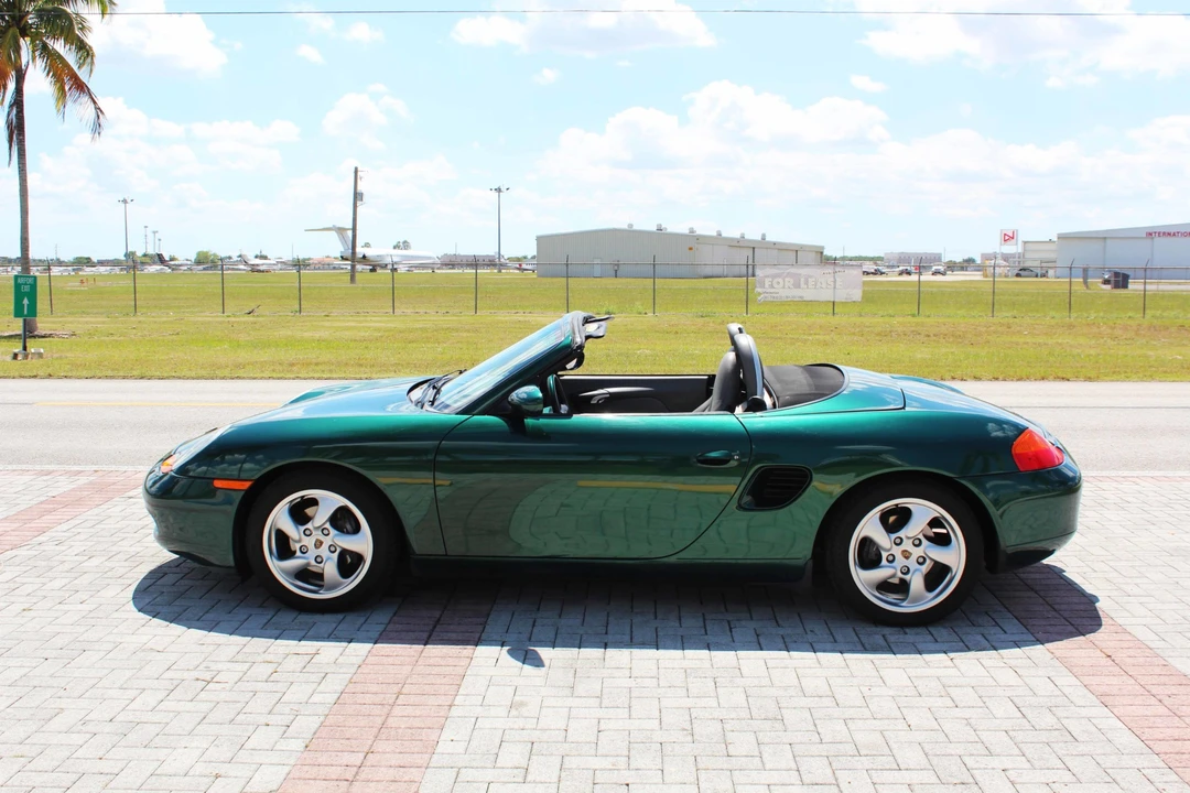 2001 Porsche 986 Boxster - Image 7 of 31