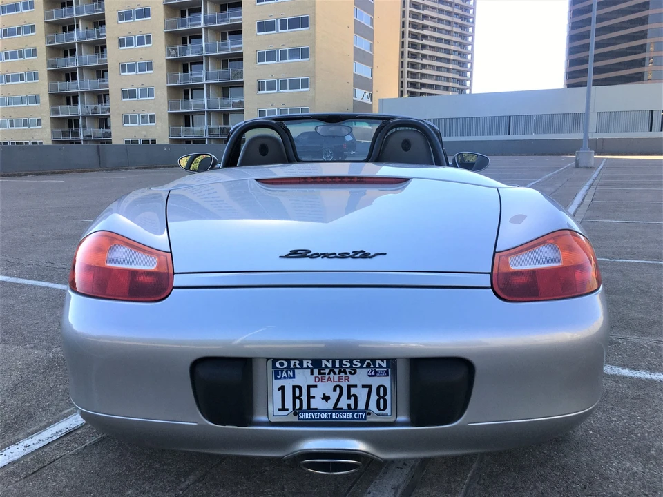 2001 Porsche 986 Boxster - Image 18 of 31