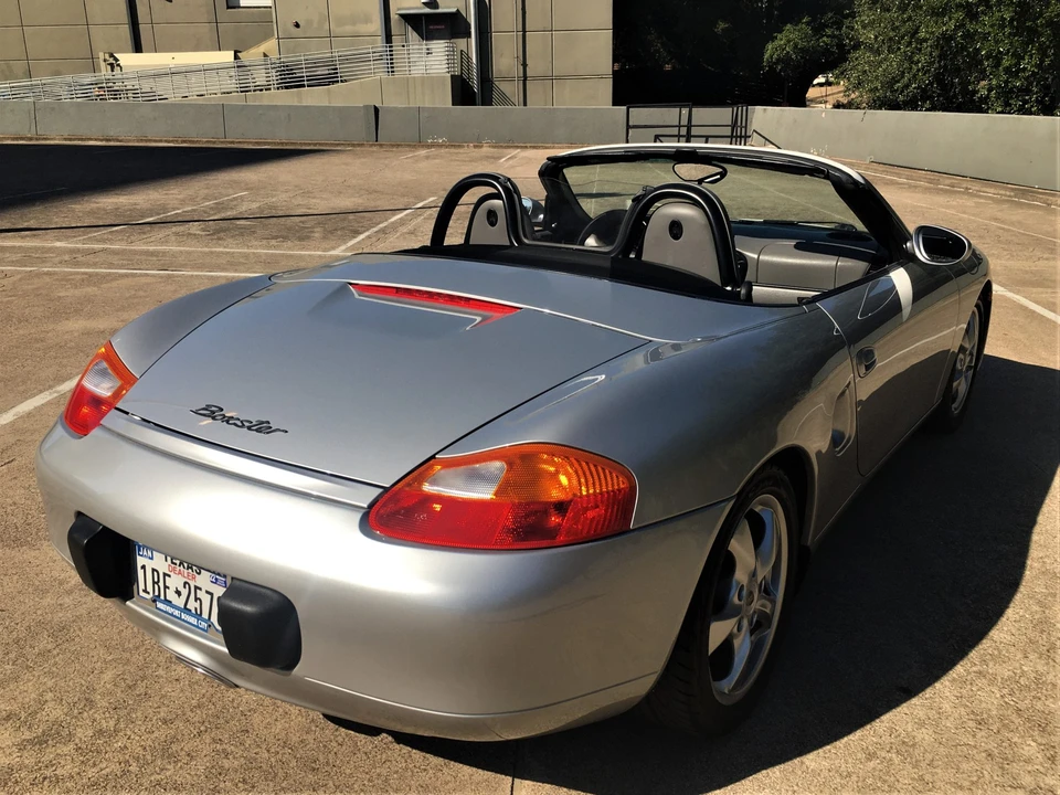 2001 Porsche 986 Boxster - Image 7 of 31