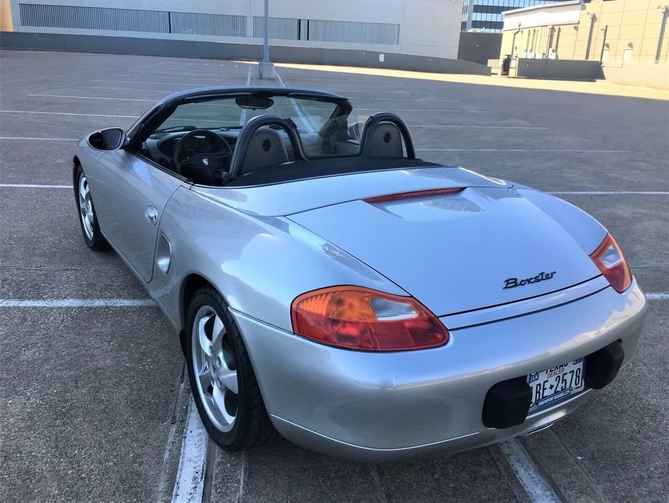2001 Porsche 986 Boxster - Image 16 of 31