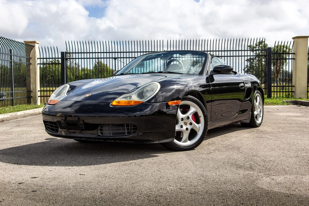 2001 Porsche 986 Boxster - Image 2 of 31