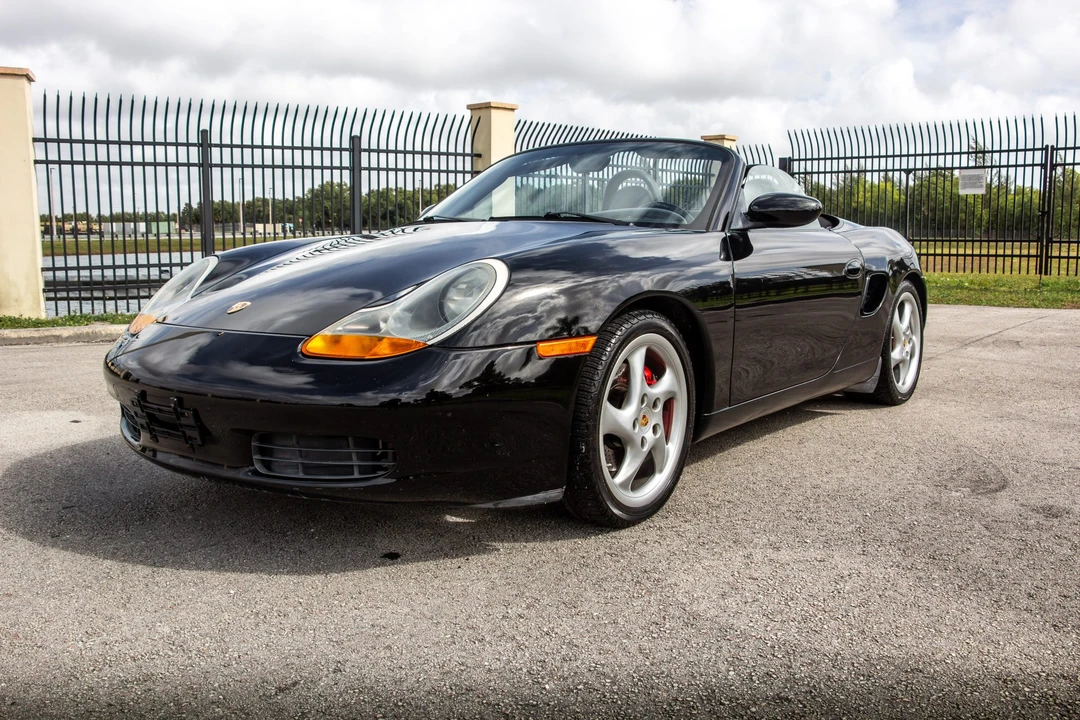 2001 Porsche 986 Boxster - Image 3 of 31
