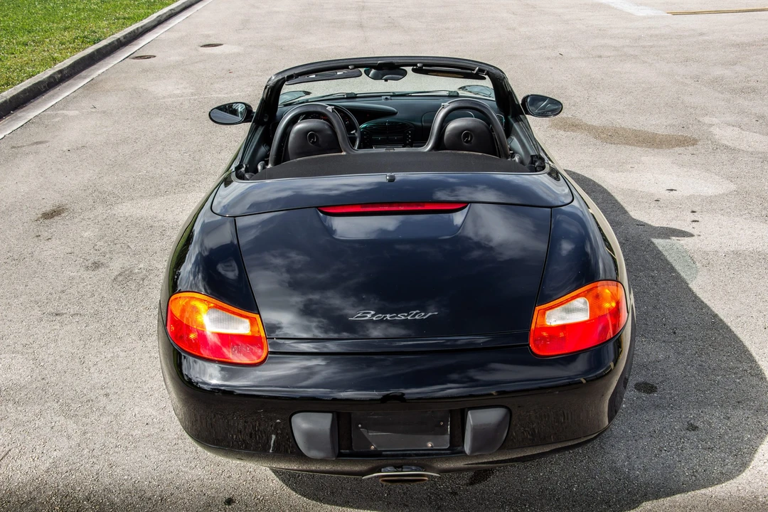 2001 Porsche 986 Boxster - Image 23 of 31
