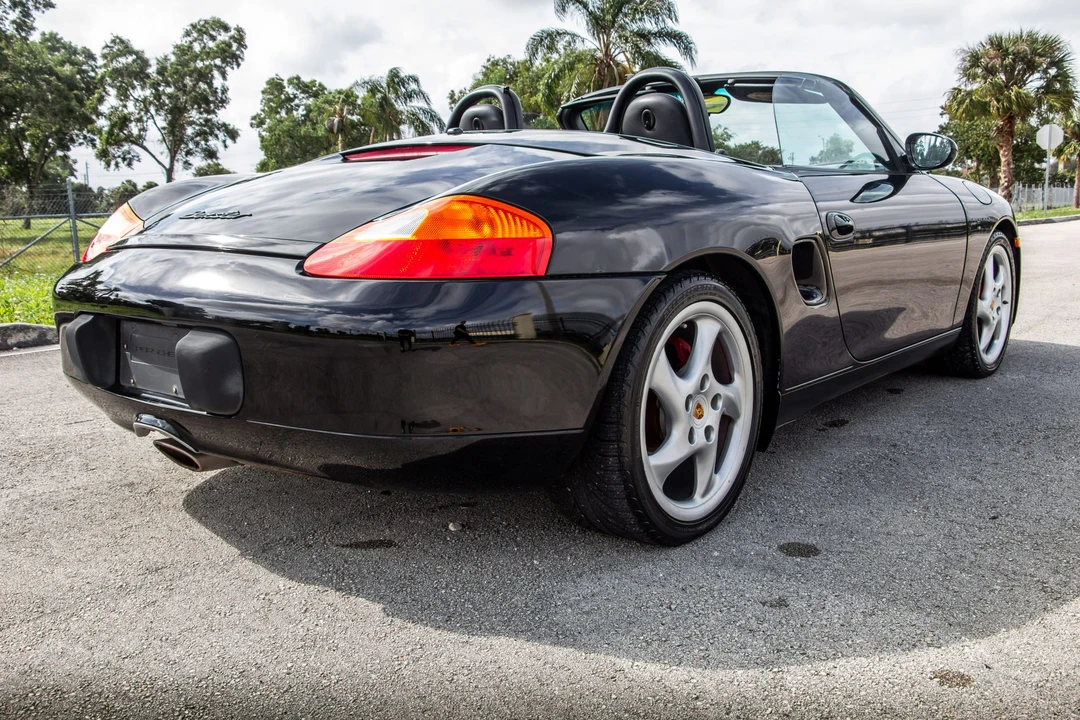 2001 Porsche 986 Boxster - Image 21 of 31
