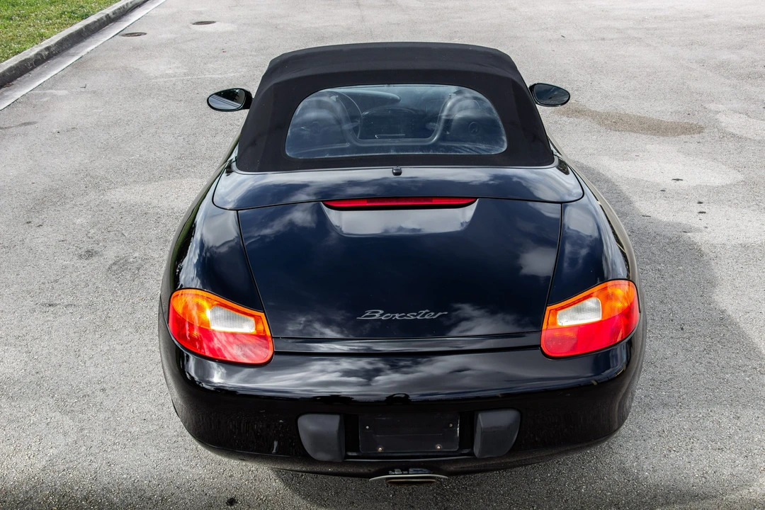 2001 Porsche 986 Boxster - Image 24 of 31