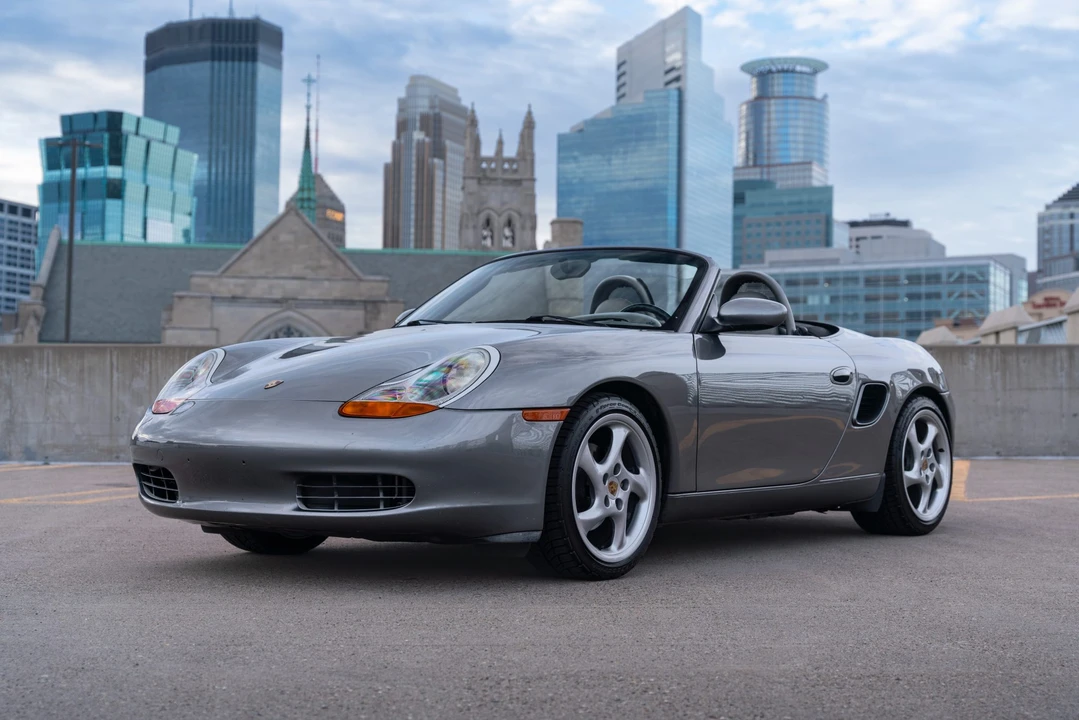 2001 Porsche 986 Boxster - Image 6 of 31