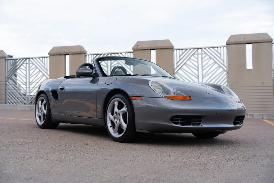 2001 Porsche 986 Boxster - Image 12 of 31