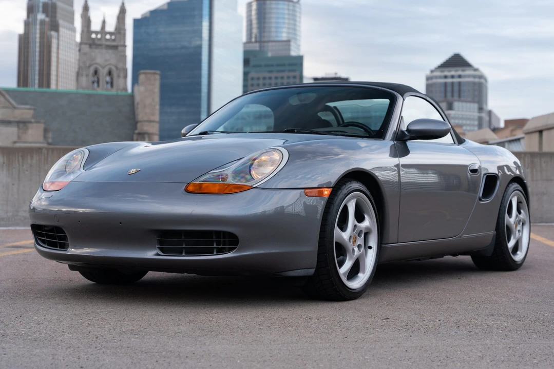 2001 Porsche 986 Boxster - Image 14 of 31