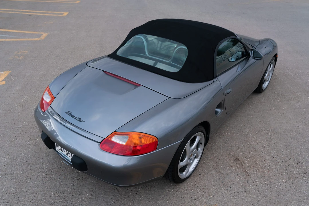 2001 Porsche 986 Boxster - Image 23 of 31