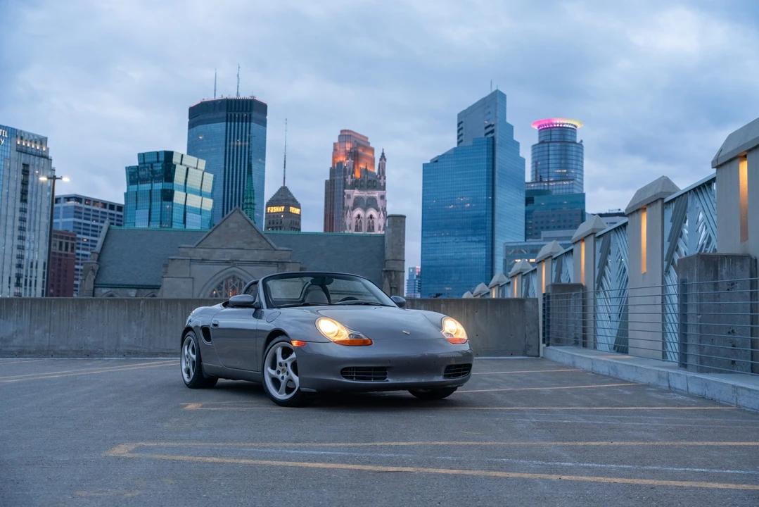 2001 Porsche 986 Boxster - Image 2 of 31