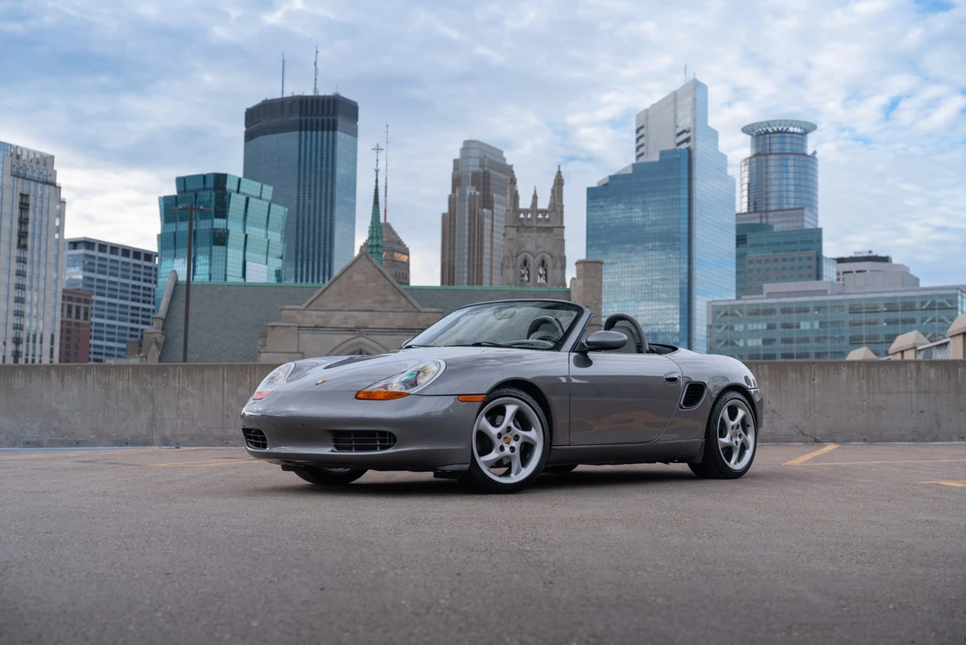 2001 Porsche 986 Boxster - Image 3 of 31