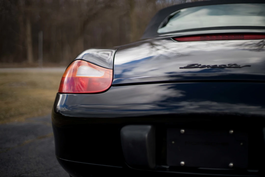 2001 Porsche 986 Boxster - Image 23 of 31