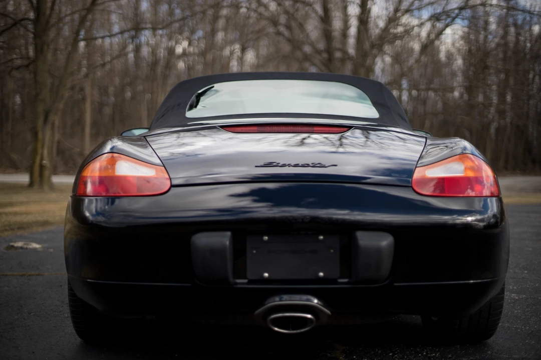 2001 Porsche 986 Boxster - Image 14 of 31