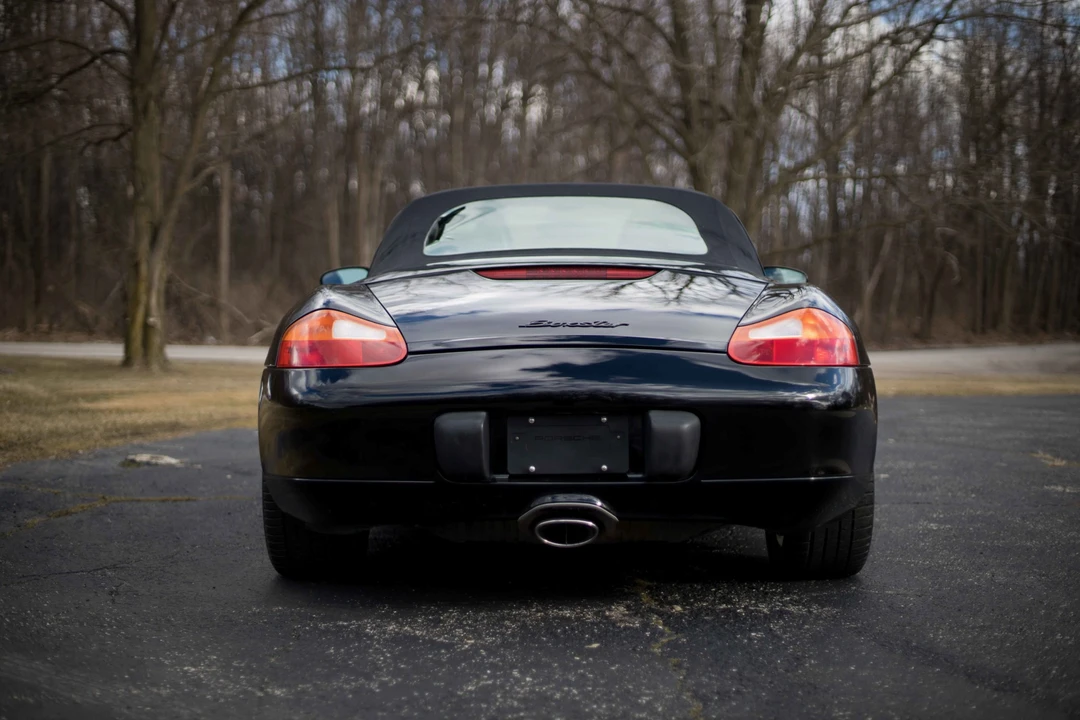 2001 Porsche 986 Boxster - Image 13 of 31