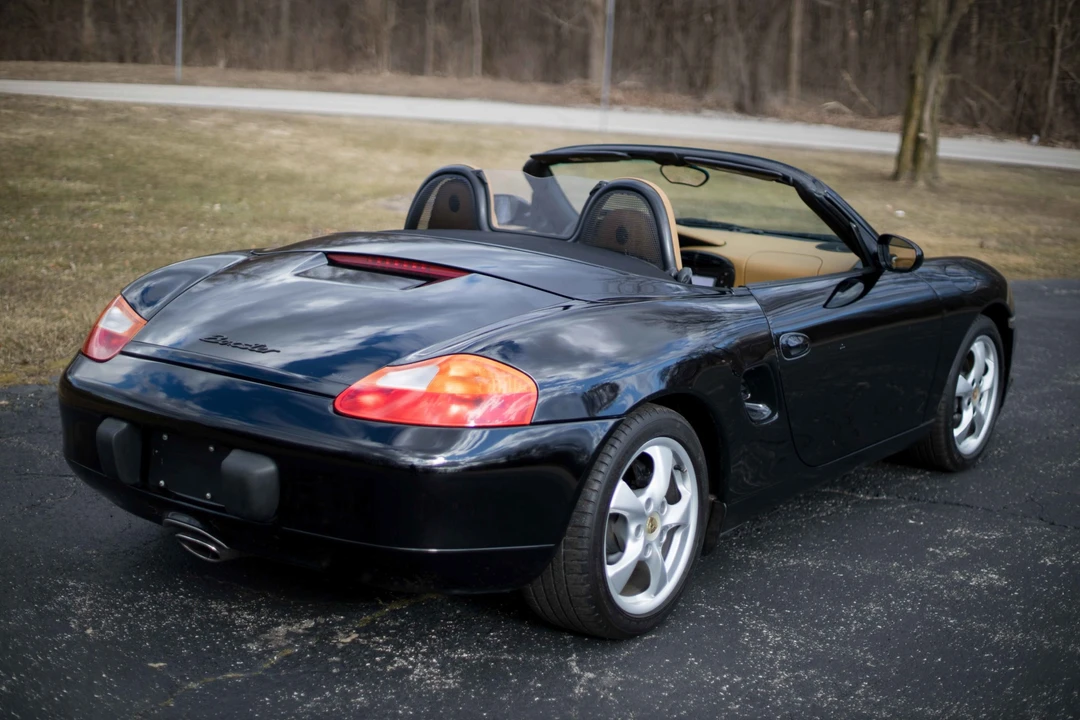2001 Porsche 986 Boxster - Image 10 of 31