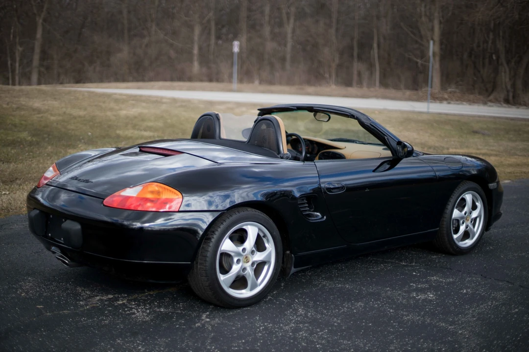 2001 Porsche 986 Boxster - Image 11 of 31