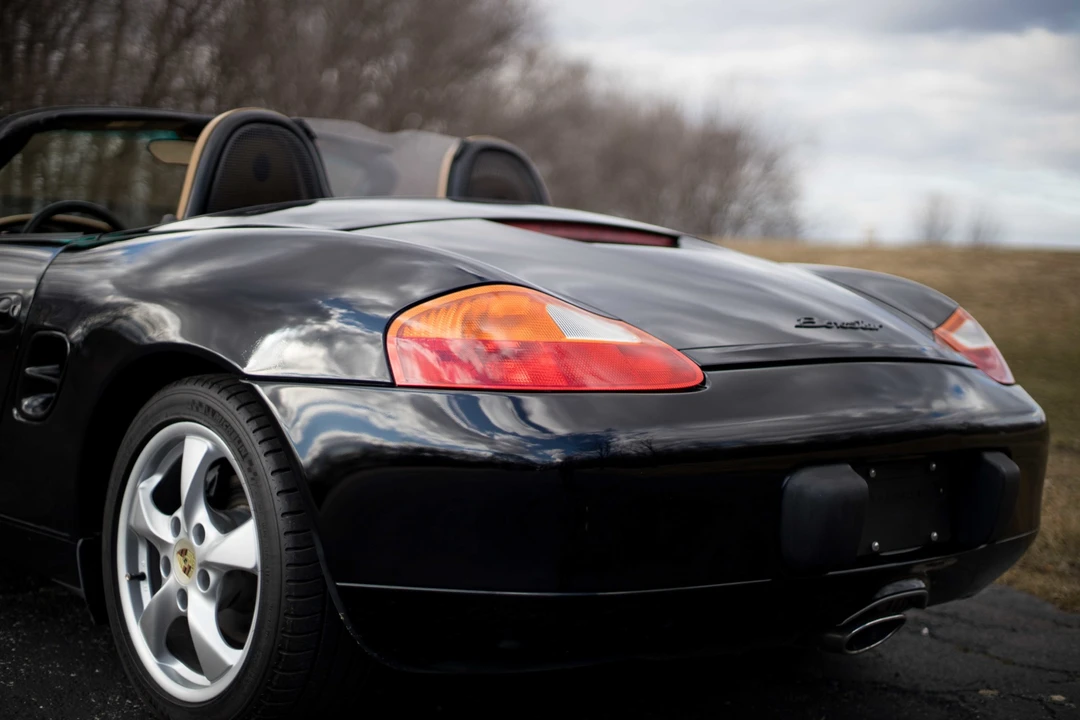 2001 Porsche 986 Boxster - Image 18 of 31