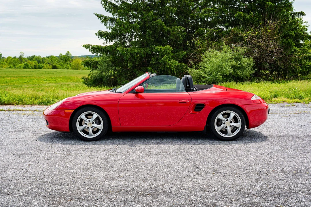 2001 Porsche 986 Boxster - Image 6 of 31