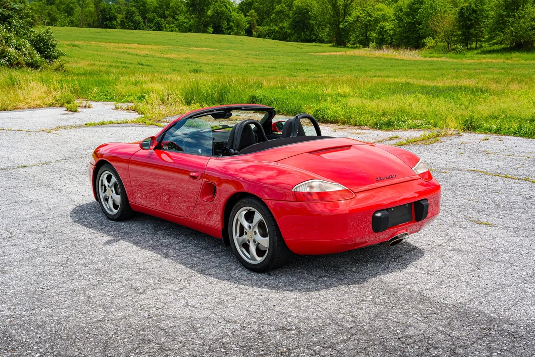 2001 Porsche 986 Boxster - Image 9 of 31