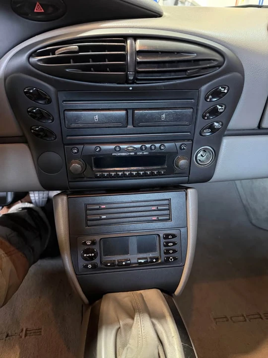 2001 Porsche 986 Boxster - Image 5 of 9