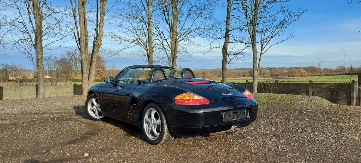 2001 Porsche 986 Boxster - Image 15 of 30