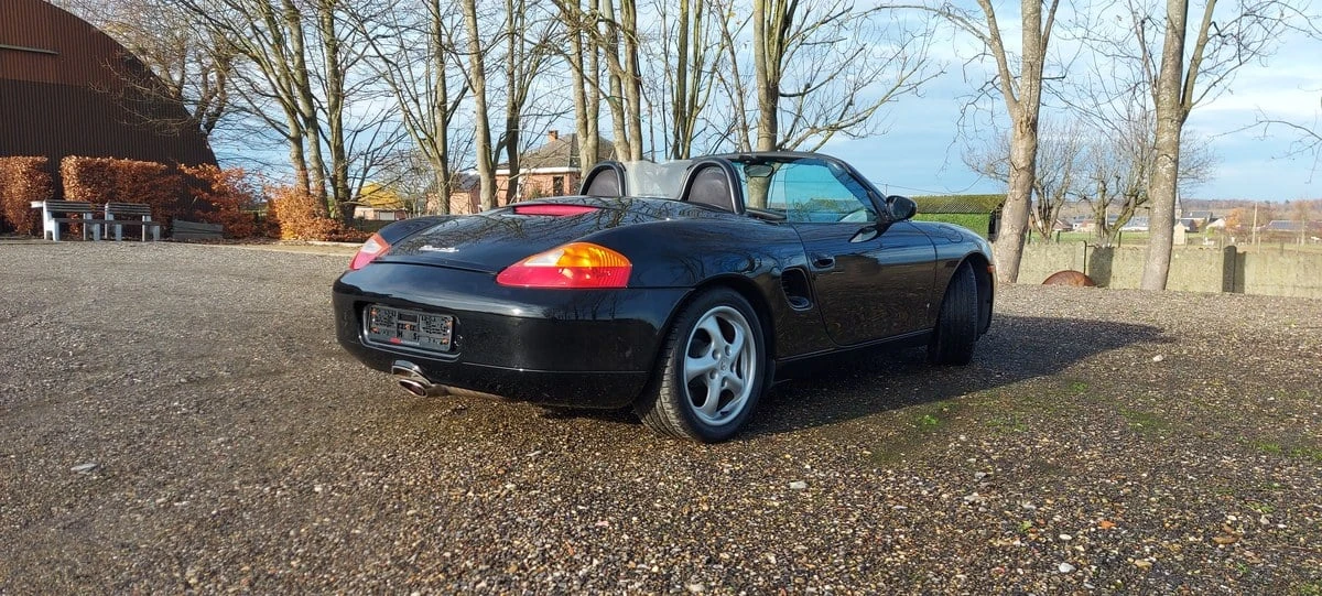 2001 Porsche 986 Boxster - Image 17 of 30