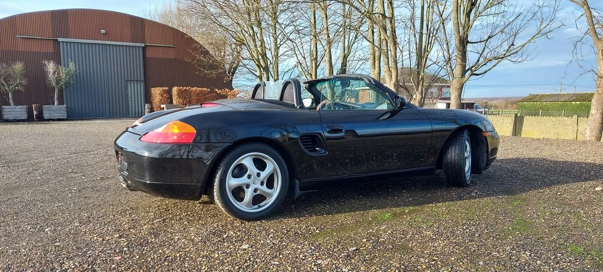 2001 Porsche 986 Boxster - Image 18 of 30