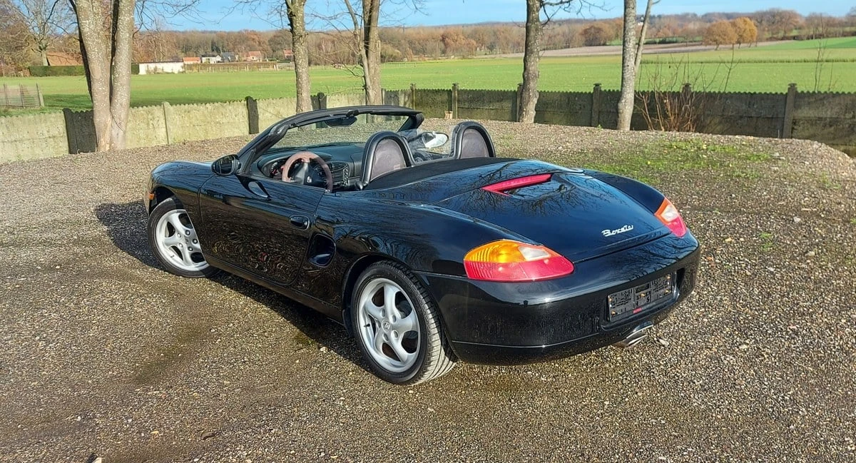 2001 Porsche 986 Boxster - Image 24 of 30