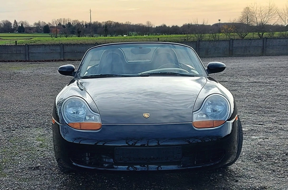 2001 Porsche 986 Boxster - Image 5 of 30