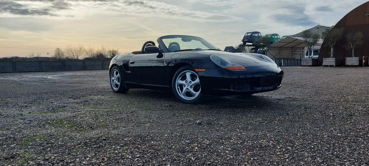 2001 Porsche 986 Boxster - Image 3 of 30