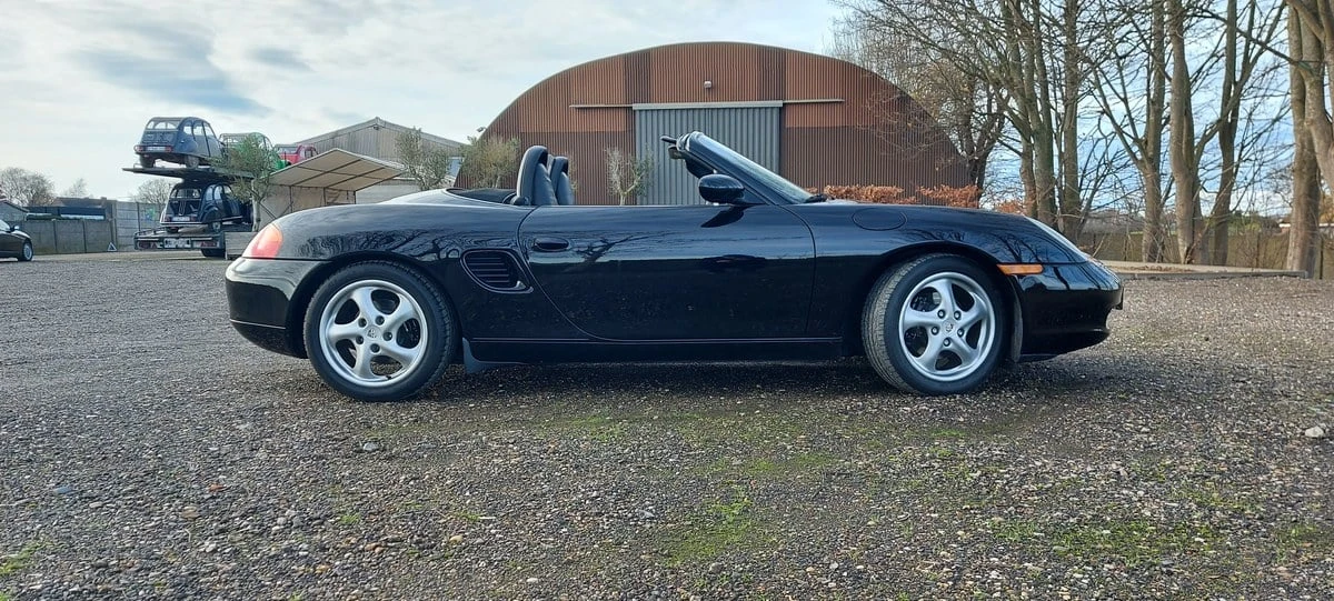 2001 Porsche 986 Boxster - Image 9 of 30