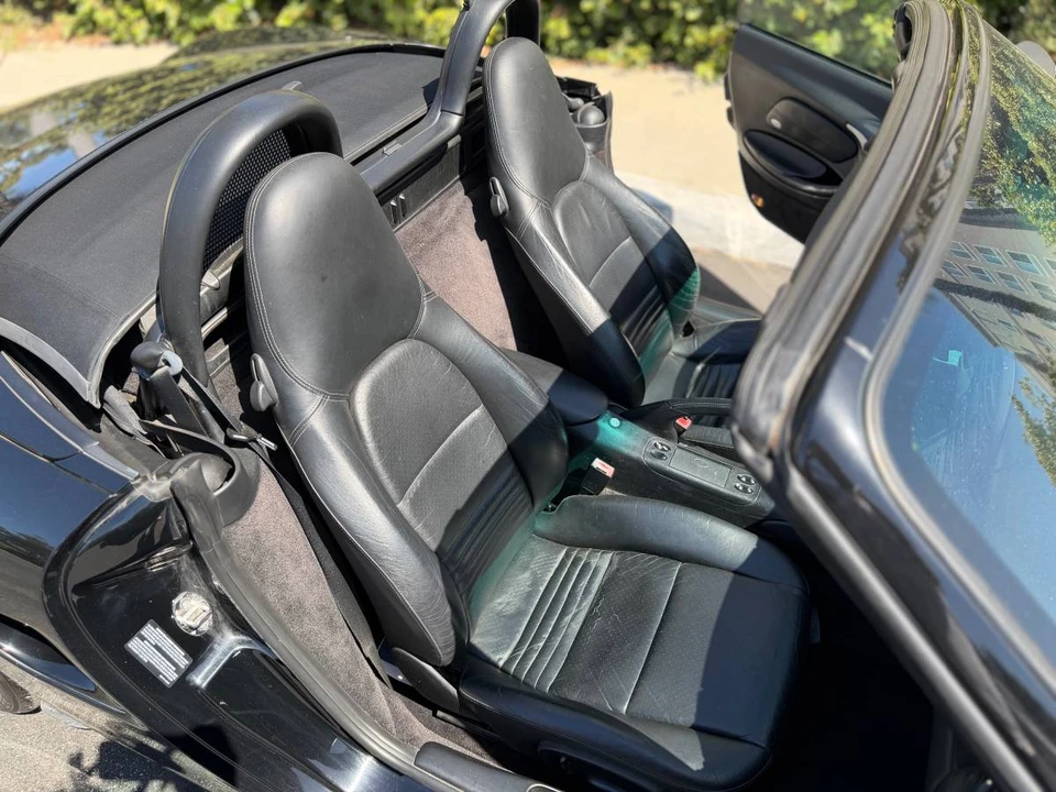 2001 Porsche 986 Boxster - Image 8 of 10