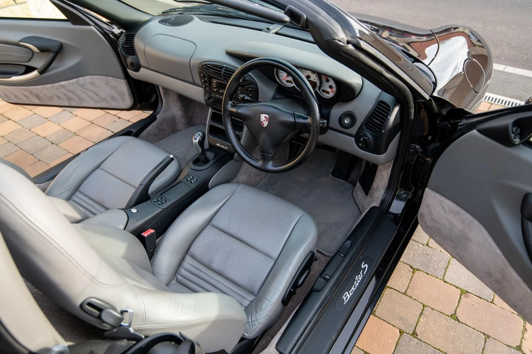 2001 Porsche 986 Boxster S - Image 4 of 30