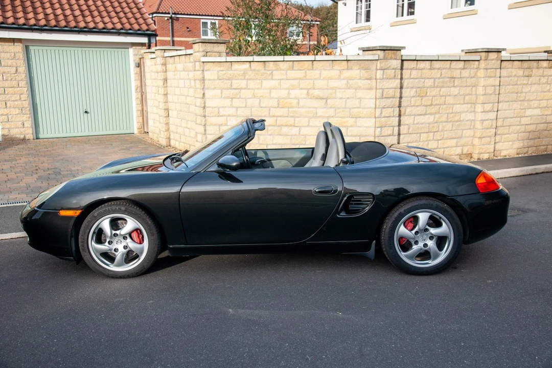 2001 Porsche 986 Boxster S - Image 6 of 30