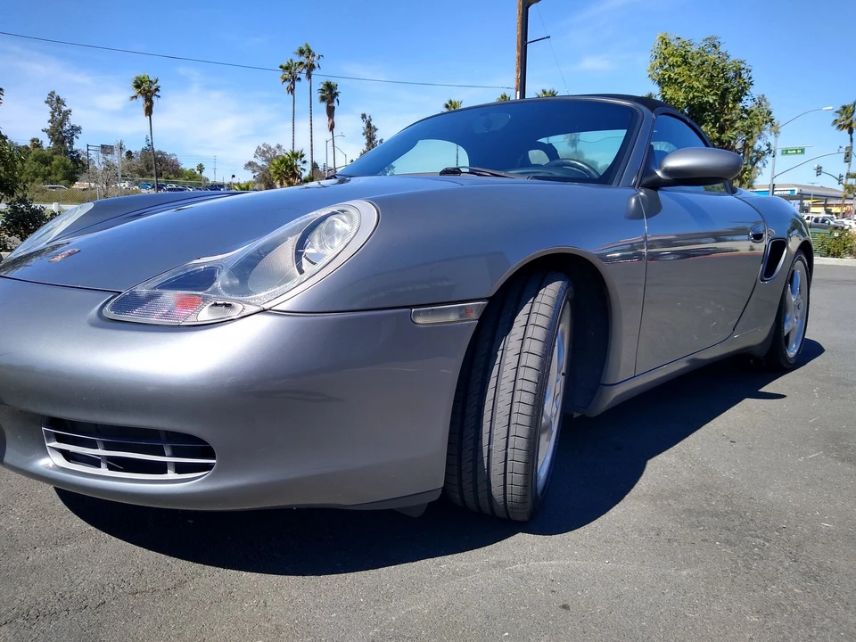 2001 Porsche 986 Boxster - Image 4 of 19