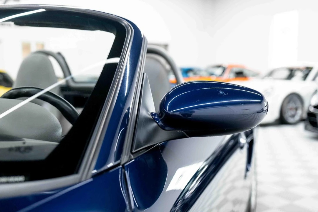 2001 Porsche 986 Boxster - Image 29 of 31