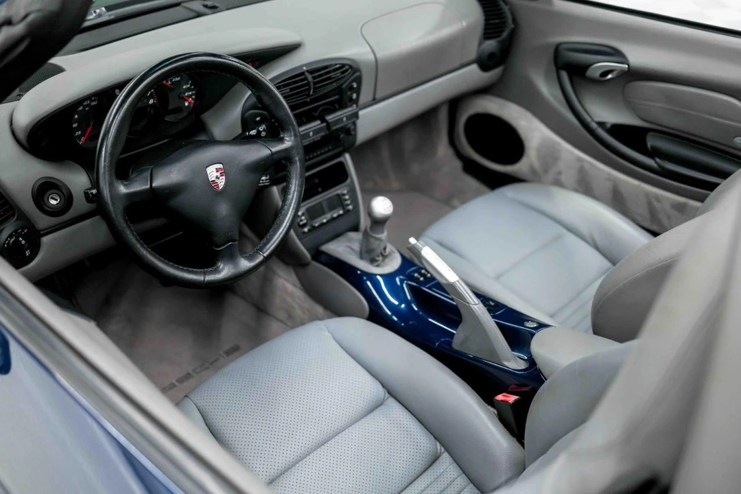 2001 Porsche 986 Boxster - Image 2 of 31