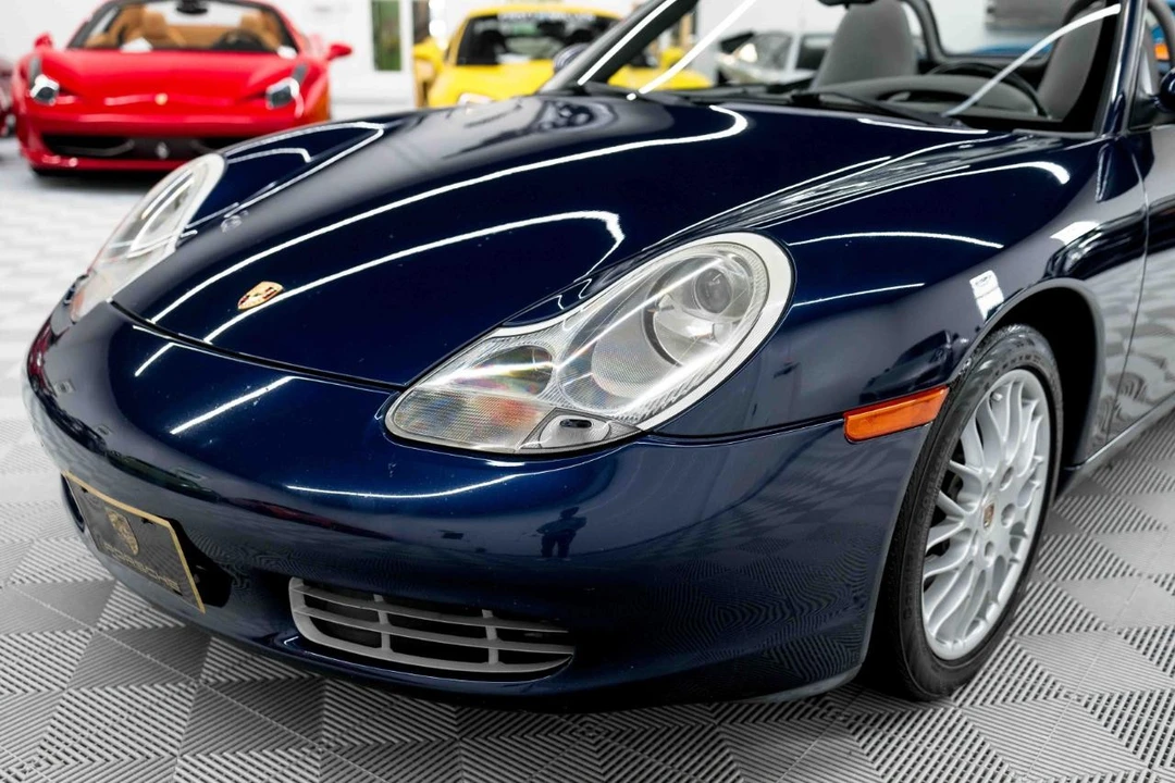 2001 Porsche 986 Boxster - Image 22 of 31