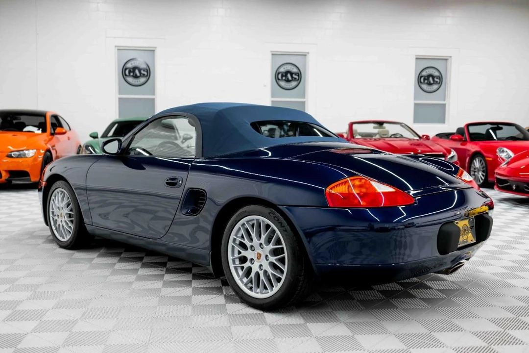 2001 Porsche 986 Boxster - Image 18 of 31