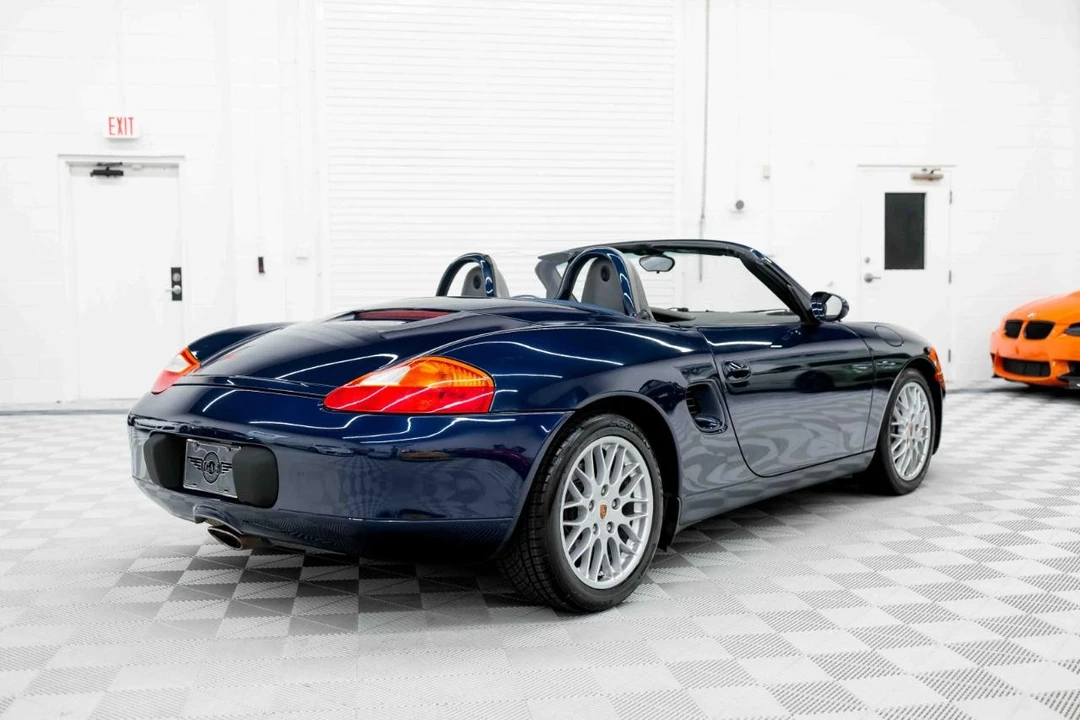 2001 Porsche 986 Boxster - Image 8 of 31