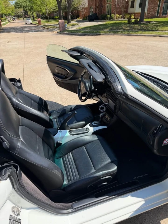 2001 Porsche 986 Boxster - Image 14 of 17