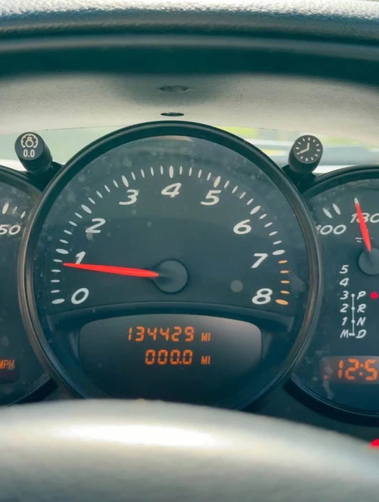 2001 Porsche 986 Boxster - Image 17 of 17