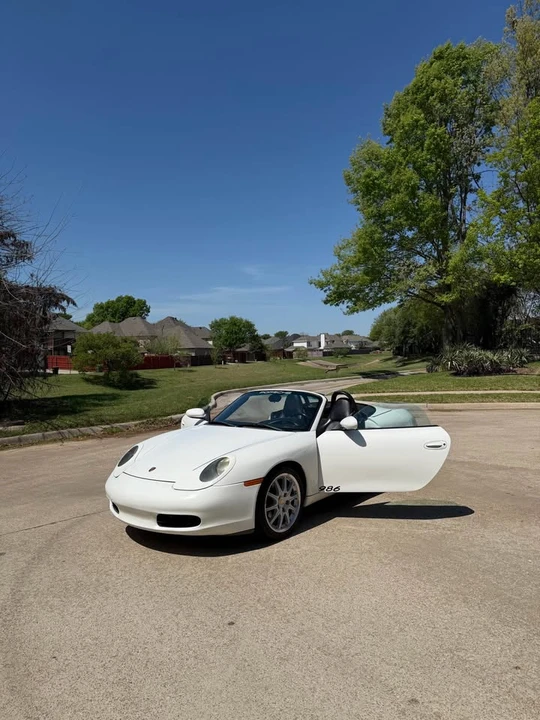 2001 Porsche 986 Boxster - Image 2 of 17