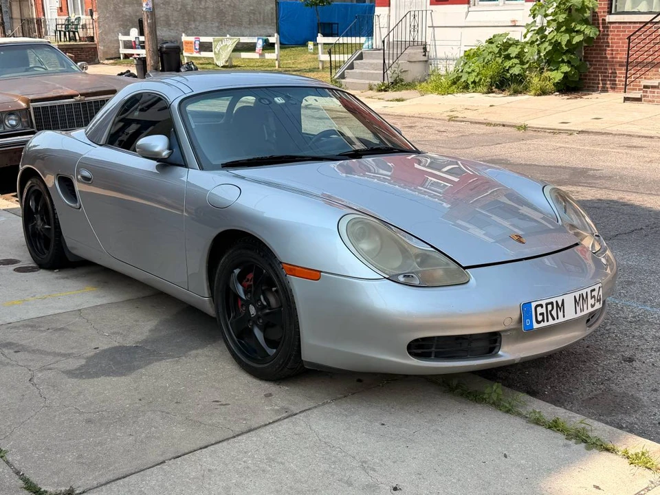 2001 Porsche 986 Boxster - Image 2 of 18