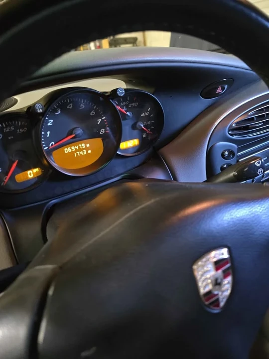 2001 Porsche 986 Boxster - Image 10 of 10