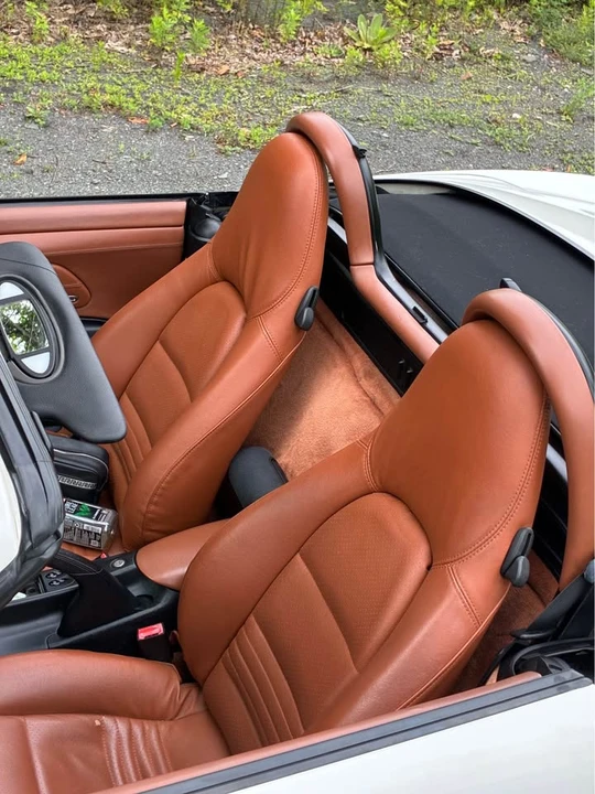 2001 Porsche 986 Boxster - Image 9 of 12