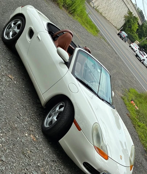 2001 Porsche 986 Boxster - Image 10 of 12